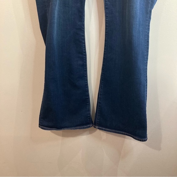 AMERICAN EAGLE SZ 18L Kick Boot  Mid-Wash High Waisted Stretch Denim Jeans - Picture 3 of 12